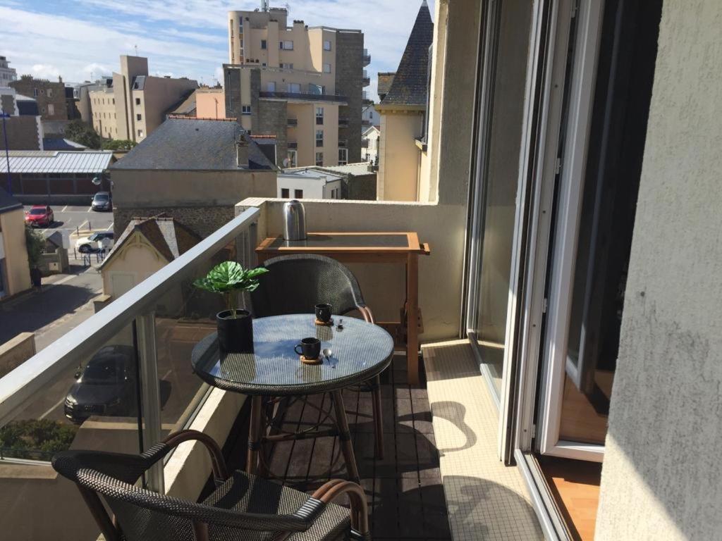 Appartement Les Pieds Dans L'Eau - Residence Sur La Plage Σεν Μαλό Εξωτερικό φωτογραφία